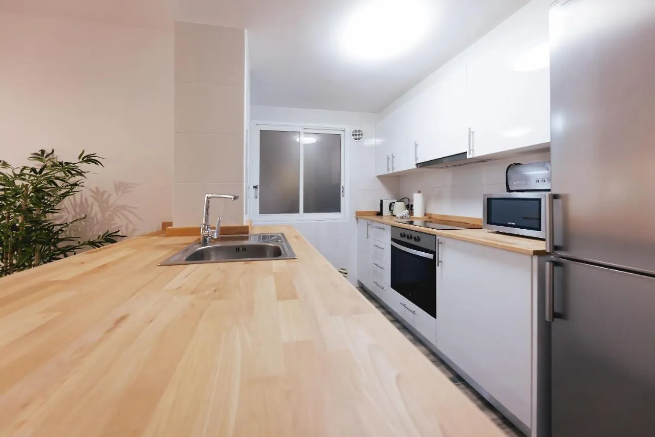 Bravissimo Pont De La Princesa, Comfortable 3-Bedroom Apartment Girona